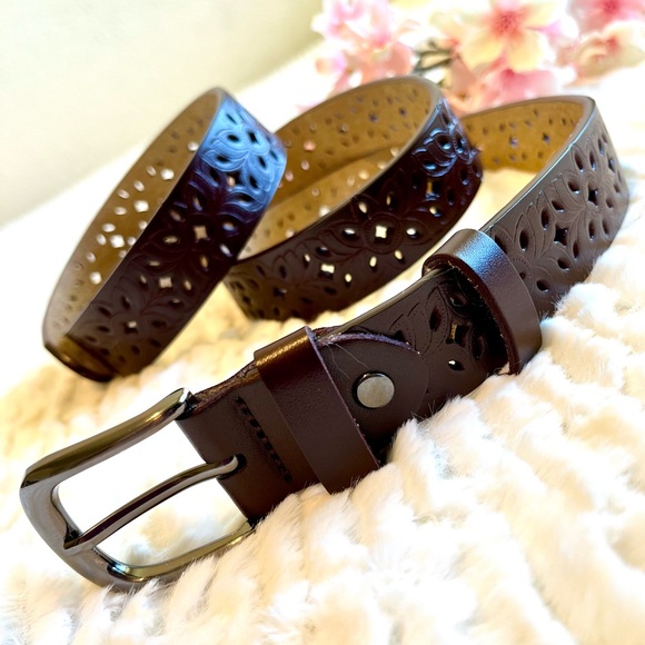 Accessories - NEW PU Leather Brown Belt with Design and Silver Hardware Buckle